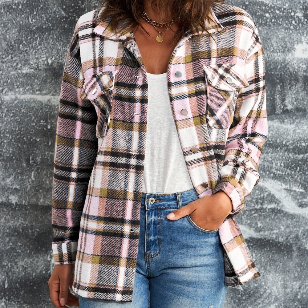 PLAID BUTTON FRONT SHIRT JACKET BREAST POCKETS